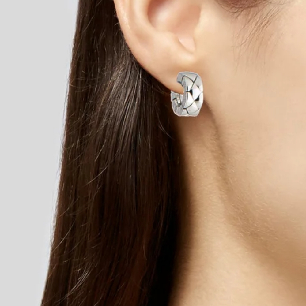 AUTHENTIC CHANEL MATELASSE SOLID WHITE GOLD HUGGY EARRINGS
